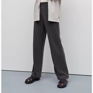 Lululemon Softstreme High Rise Pant (Regular Length)